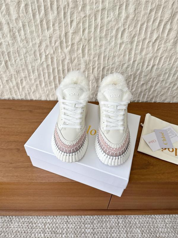 2025112815381784 390